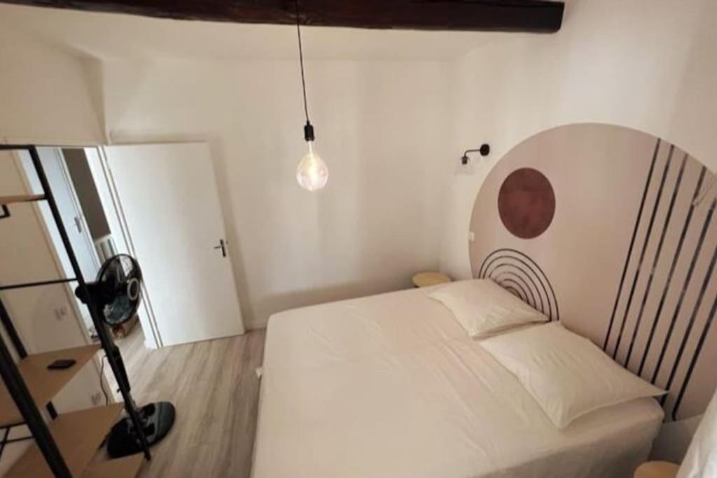 Les Arches - Belle Decoration - Wifi - Ac Clim Apartment Villeneuve-les-Avignon Bagian luar foto